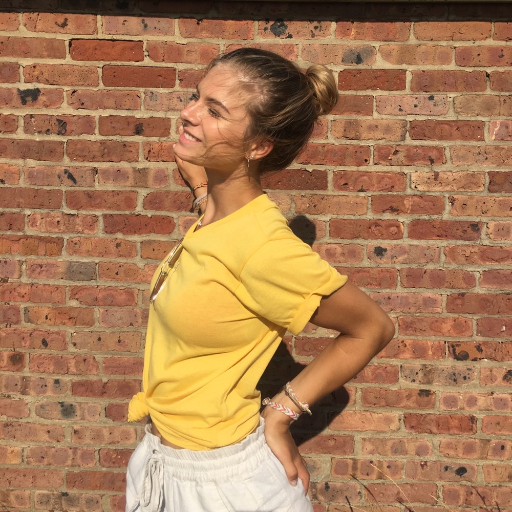 Meet your Posher, Ally